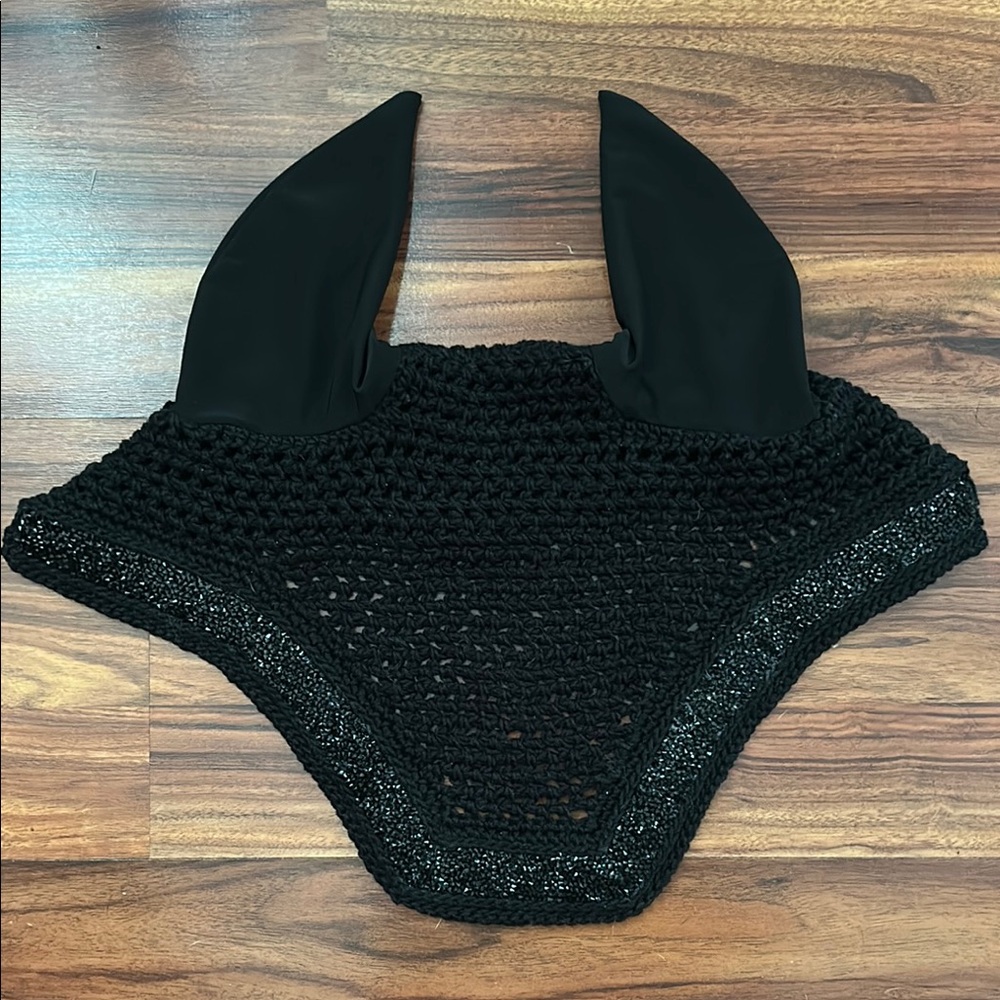 horse ear bonnet with crystals